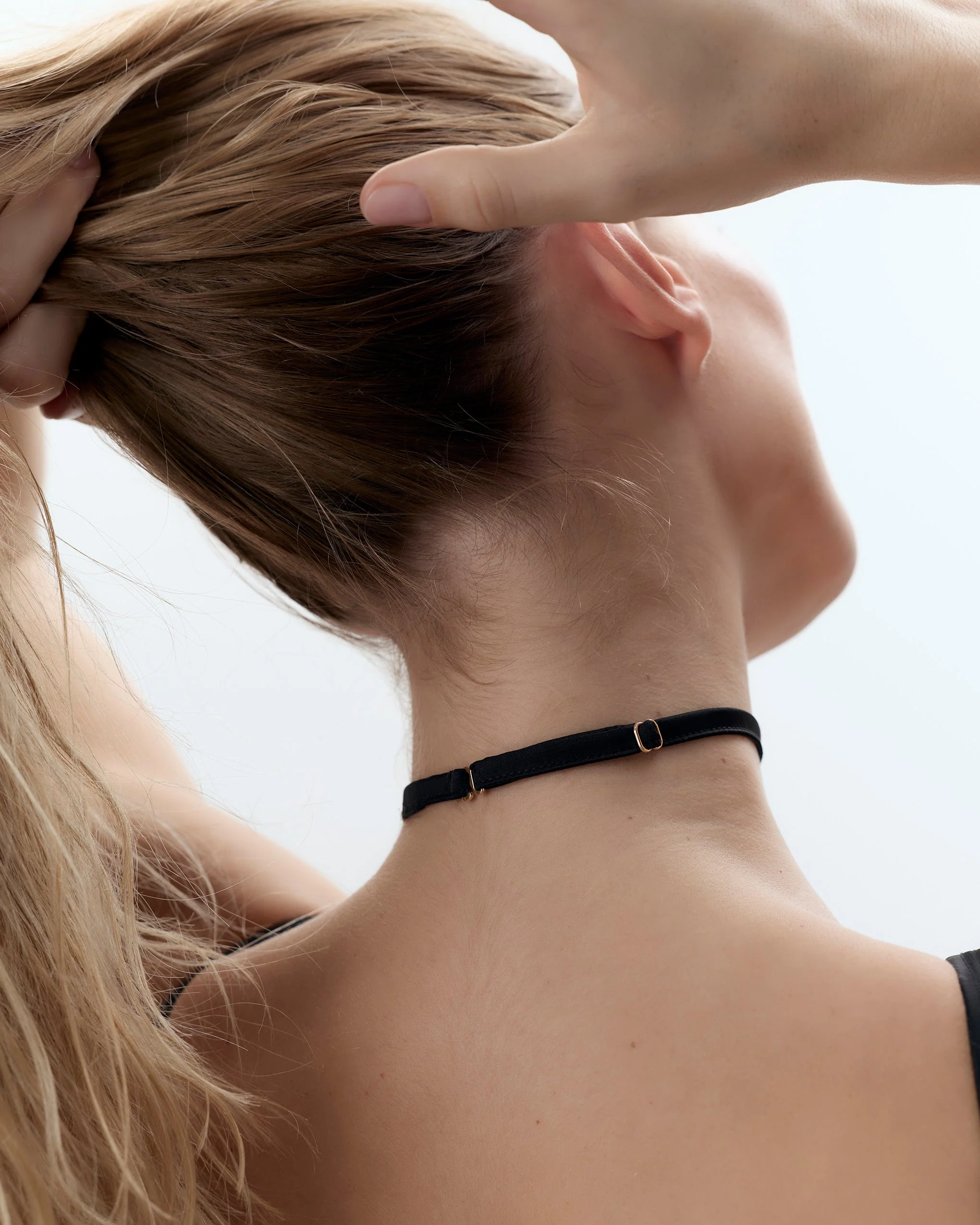 Gia Choker Black - Image 3