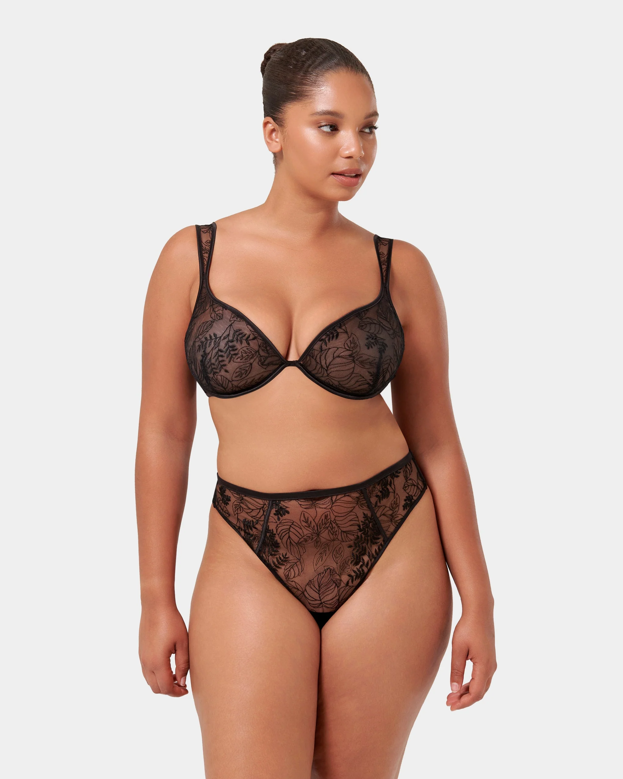 Seraphim High-waist Thong Black - Image 9